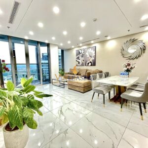 Cho thuê 4PN Full nội thất Luxury tòa Landmark 81 6 z4112012036565 e880f46e7aa0d83e04de8670c573c493 - VIN Leasing
